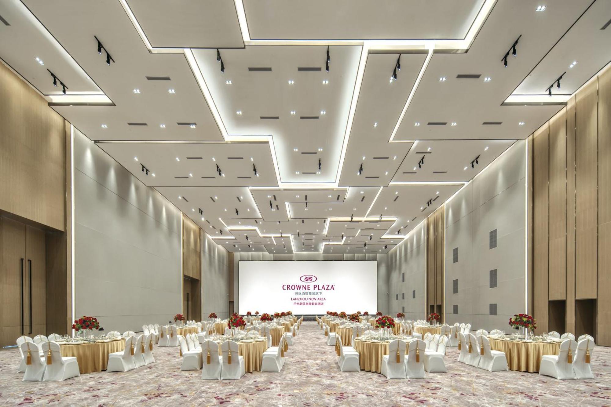 Отель Crowne Plaza Lanzhou New Area By Ihg Экстерьер фото